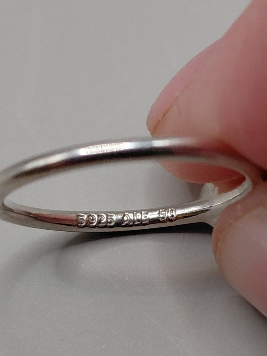 Pandora Preloved Silver And 14ct Gold With Mother Of Pearl Luminous Hearts Ring Size 50 Lot 0503